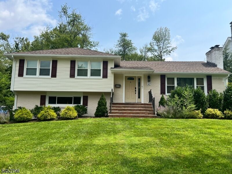 Property Photo: 21 Oak Ridge Rd NJ 07922