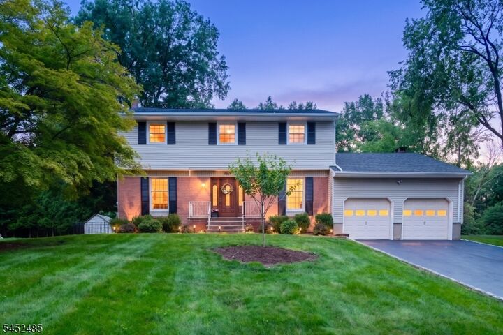Property Photo:  8 Cedar Ln  NJ 07068 