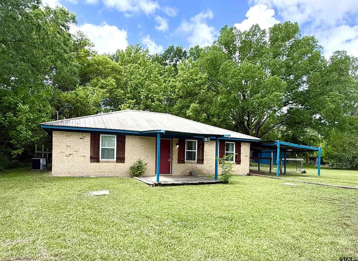 Property Photo:  743 N Moody  TX 75855 
