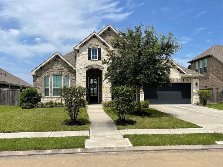 Property Photo:  2025 Clearwater Grove Lane  TX 77089 