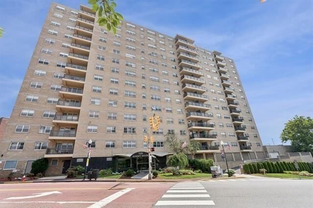 Property Photo: 7100 Blvd East 6M NJ 07093