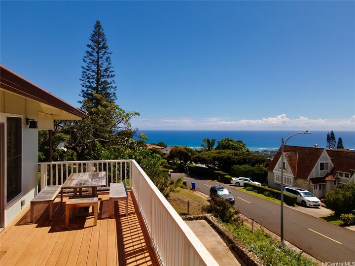 Property Photo: 4812 Matsonia Drive HI 96816