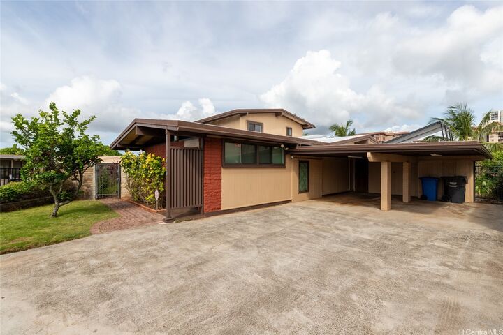 Property Photo:  98-620 Kaamilo Place  HI 96701 