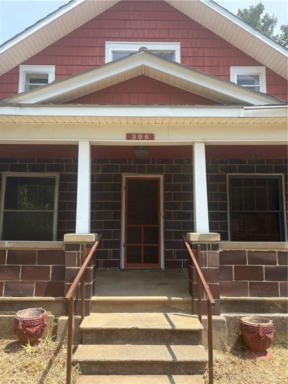 Property Photo: 306 Maple Road KS 67024