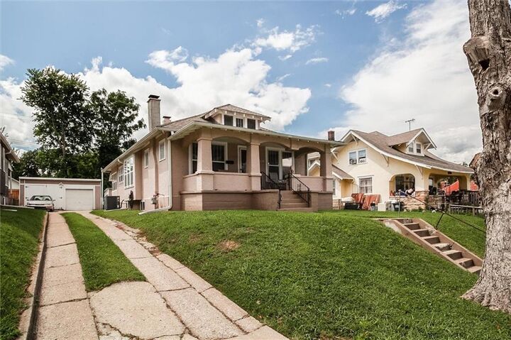 Property Photo:  1424 S 37th Street  KS 66106 