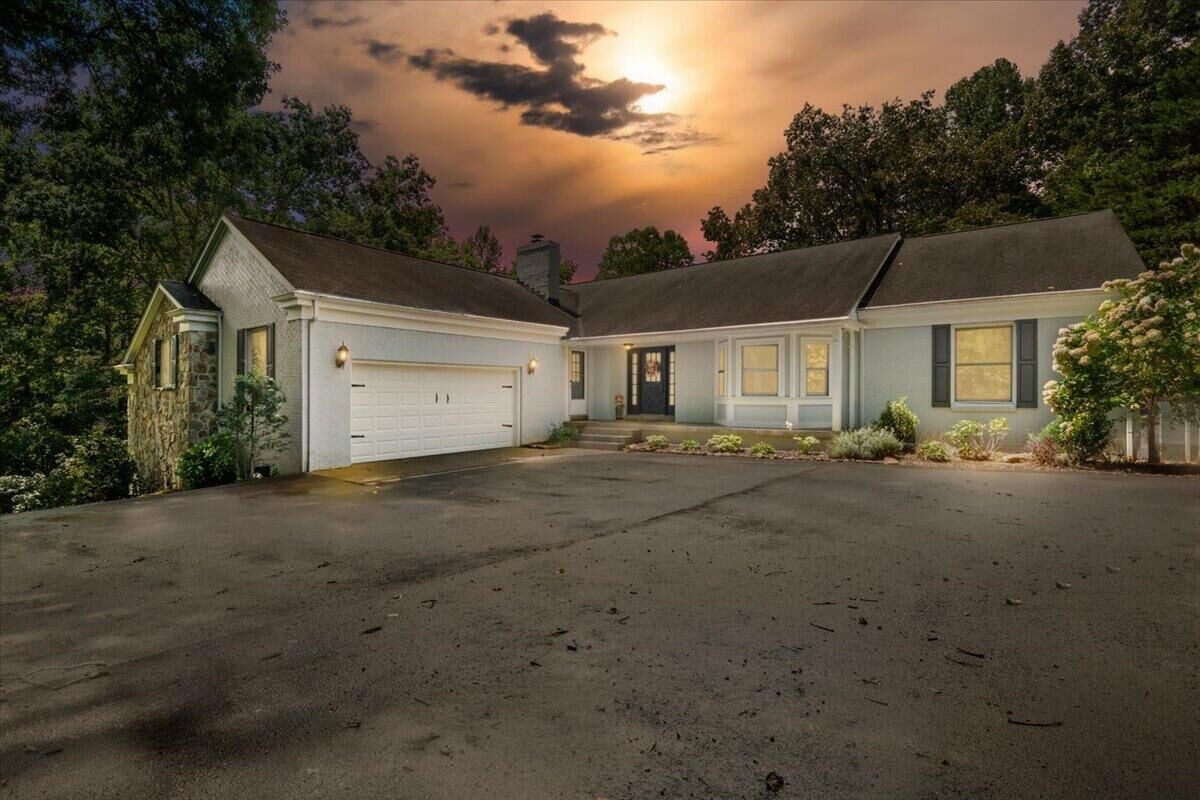 Property Photo: 112 Woodland Trail Road KY 40977