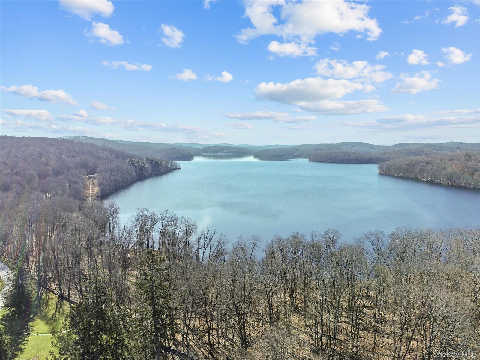 Property Photo:  316 Vista On The Lake  NY 10512 