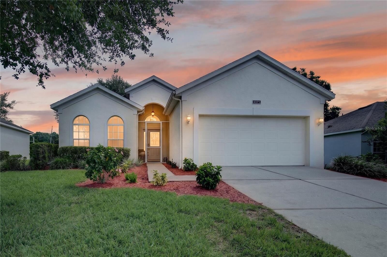 Property Photo: 4075 Kingsley Street FL 34711