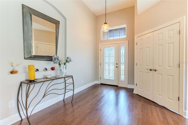 Property Photo: 122 Altesino Court FL 34292