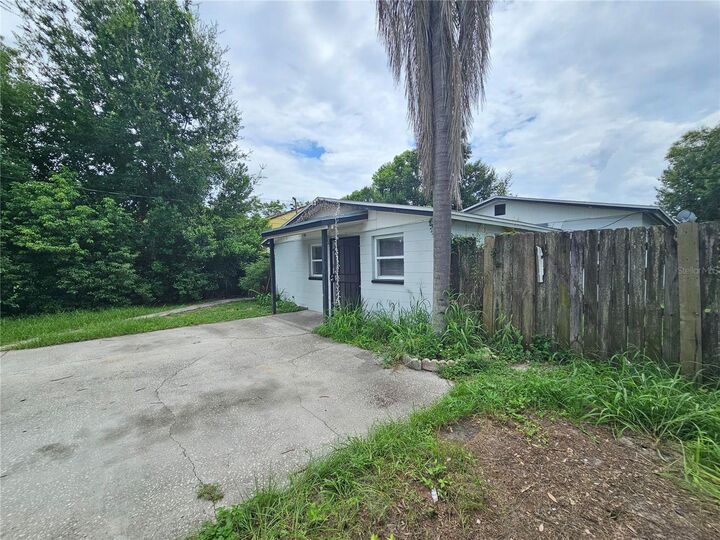 Property Photo:  1212 W Marjorie Street  FL 33815 