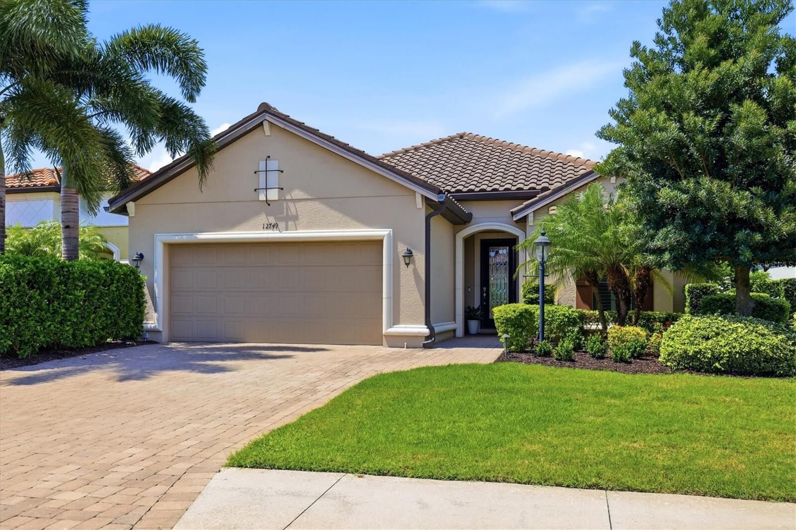 Property Photo:  12749 Fontana Loop  FL 34211 