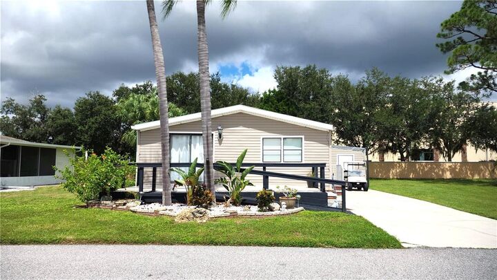Property Photo: 2100 Kings Highway 956A FL 33980