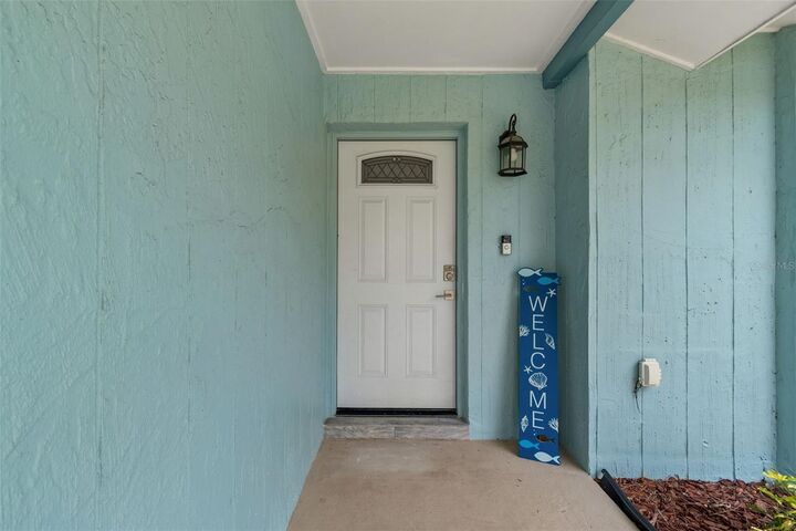 Property Photo: 5440 Leahy Lane FL 34652