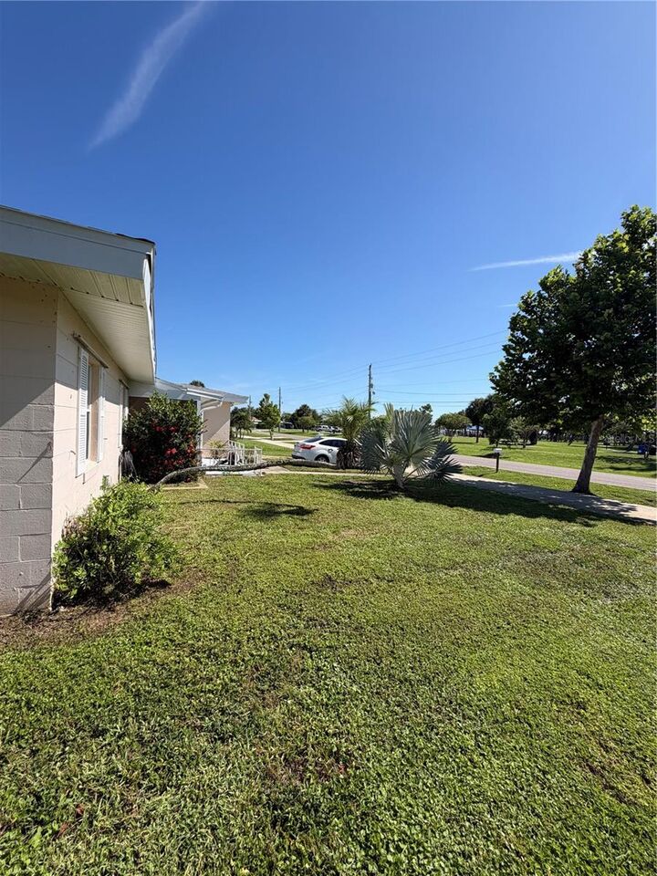 Property Photo:  2353 Elkcam Boulevard  FL 33952 