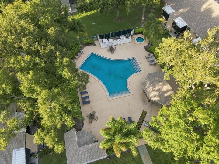 Property Photo: 3807 N Oak Drive D41 FL 33611