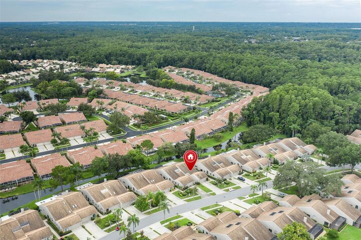 Property Photo: 5508 Salem Square Drive S FL 34685