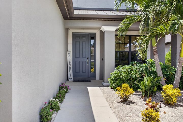 Property Photo:  9069 Luna Lane  FL 34241 