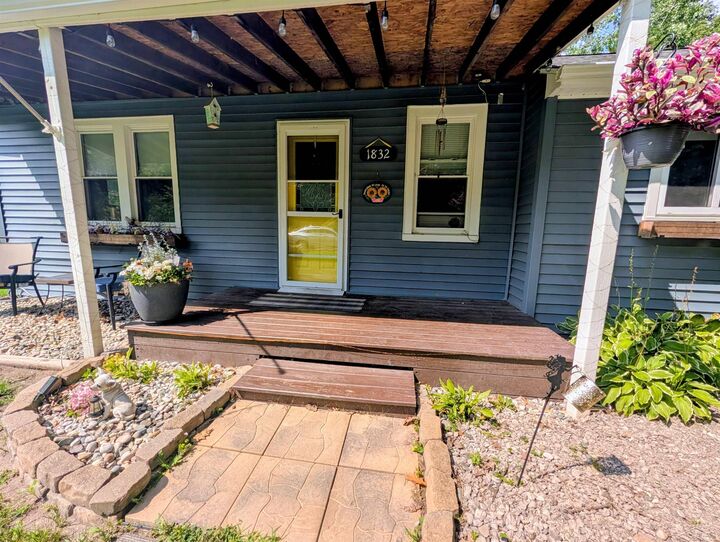 Property Photo: 1832 Filmore Street MI 48732