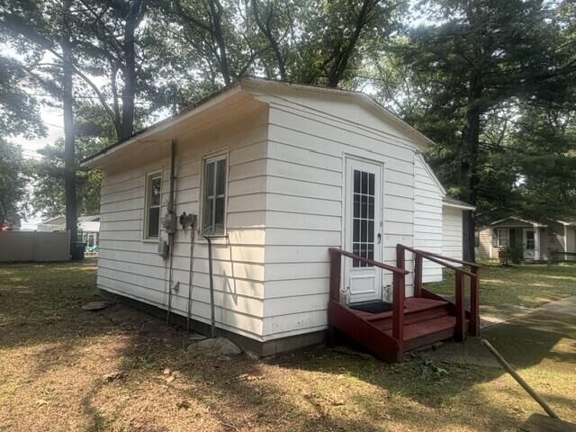 Property Photo: 1709 Pine Street MI 49337