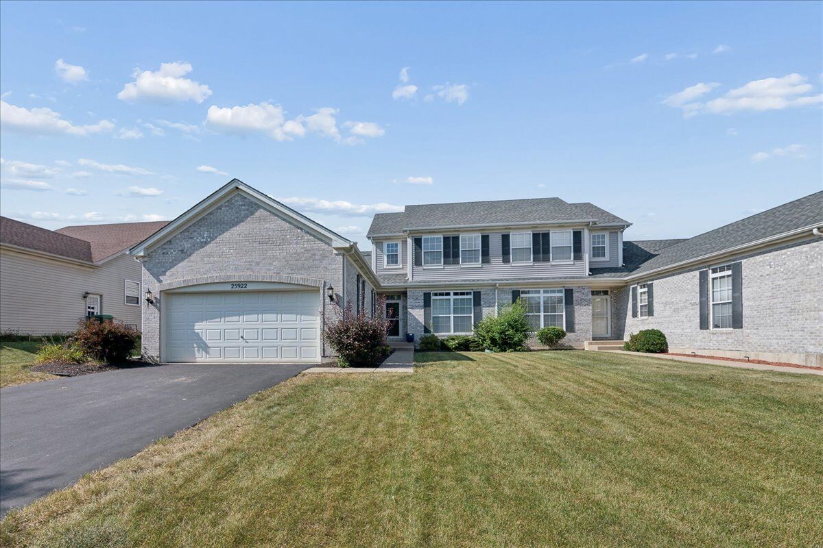 Property Photo: 25922 W Sandy Knoll Drive IL 60410