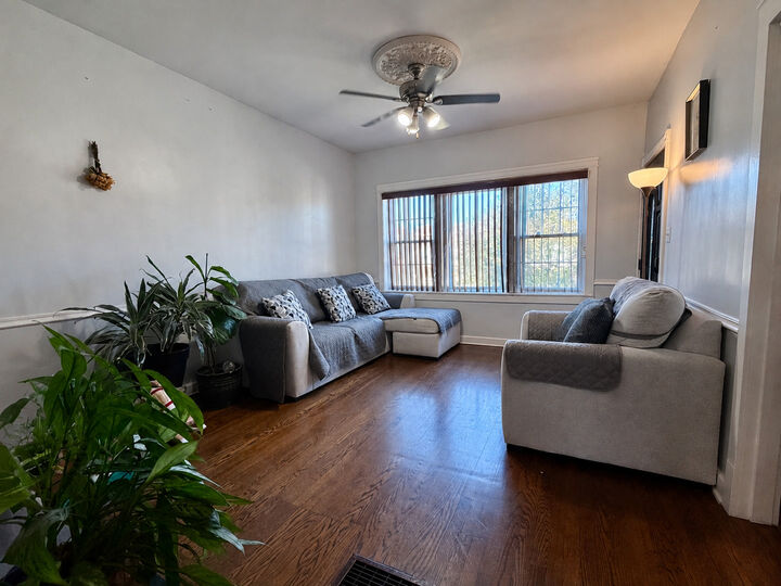 Property Photo: 1835 S 55th Court IL 60804