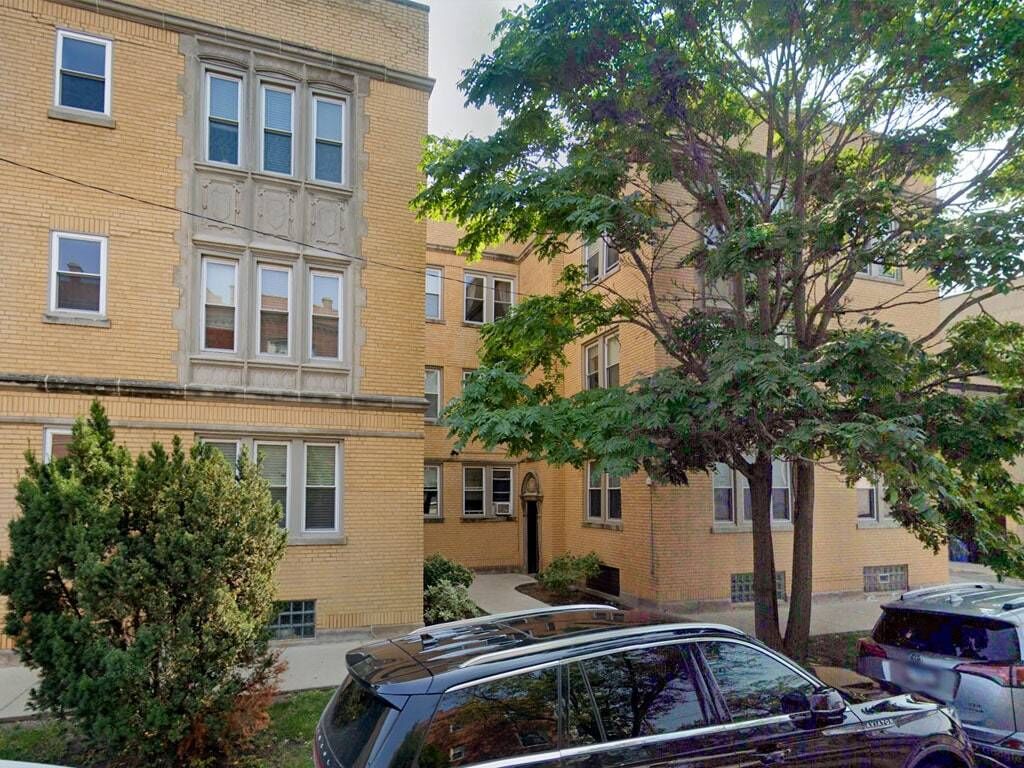 Property Photo: 2347 N Drake Avenue 3 IL 60647