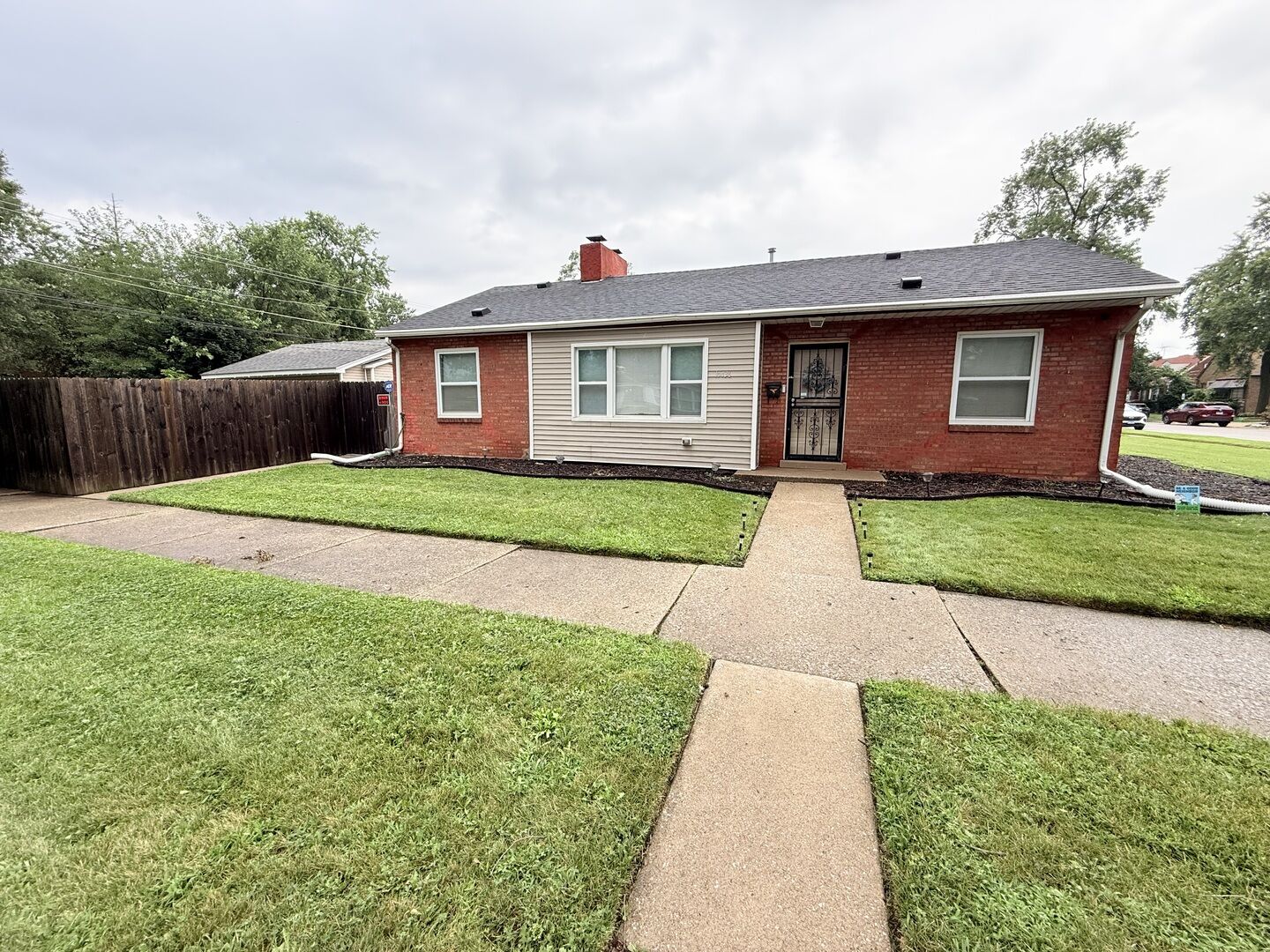 Property Photo:  14436 S Eggleston Avenue  IL 60827 