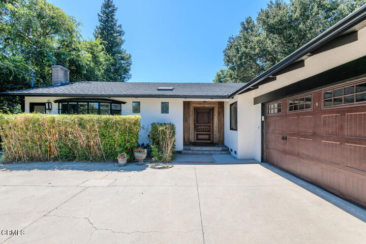Property Photo: 4819 Oakwood Avenue CA 91011