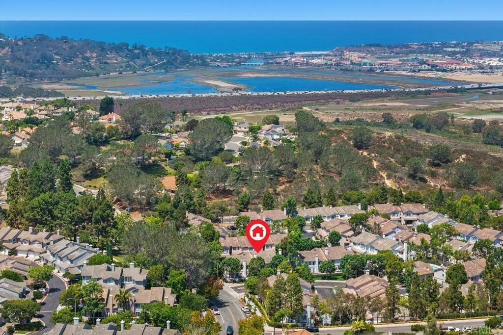 Property Photo:  13504 Jadestone Way  CA 92130 