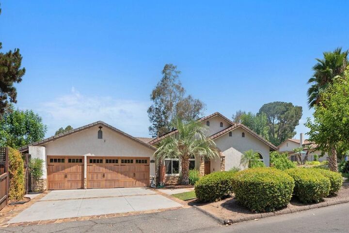 Property Photo:  13126 Silver Saddle Ln  CA 92064 