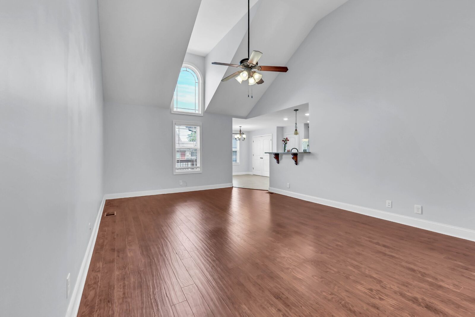 Property Photo:  208 Azalea Dr  KY 42262 
