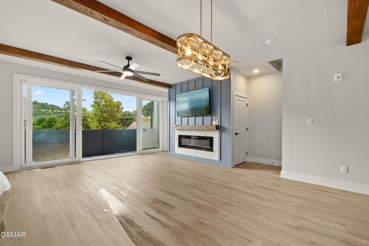 Property Photo: 215 Circle Drive Unit 6 TN 37738