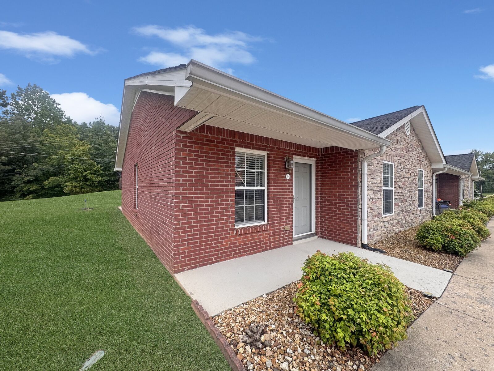 Property Photo: 106 Colson Village Ct TN 37058