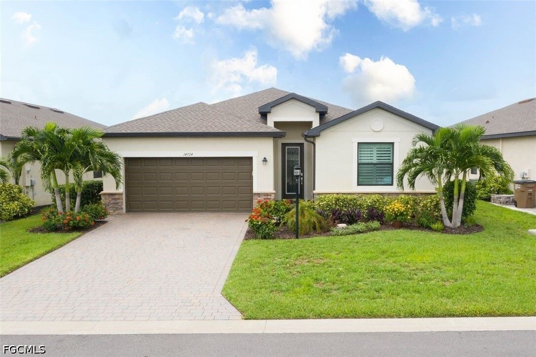Property Photo: 14724 Portico Boulevard FL 33905