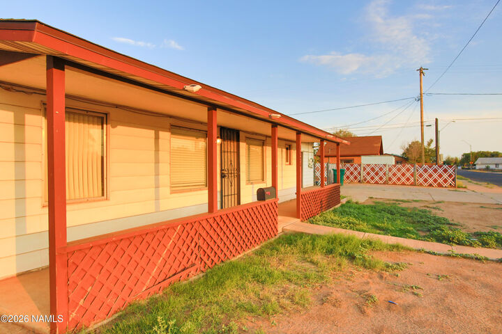 Property Photo:  1220 N Park Drive  AZ 86047 