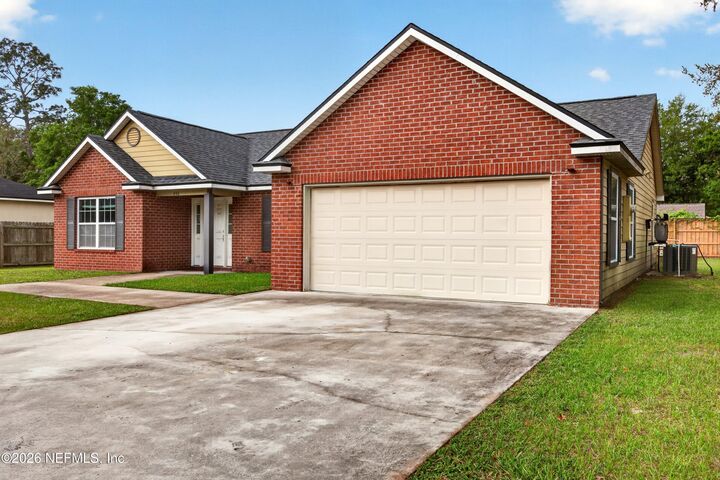 Property Photo:  940 State Road 13 N  FL 32259 