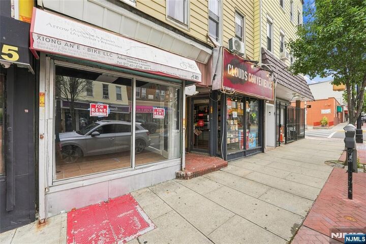 Property Photo: 913 Summit Avenue NJ 07087