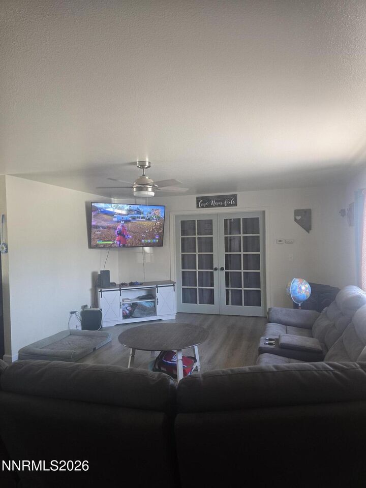 Property Photo: 1366 Lattin Road NV 89406