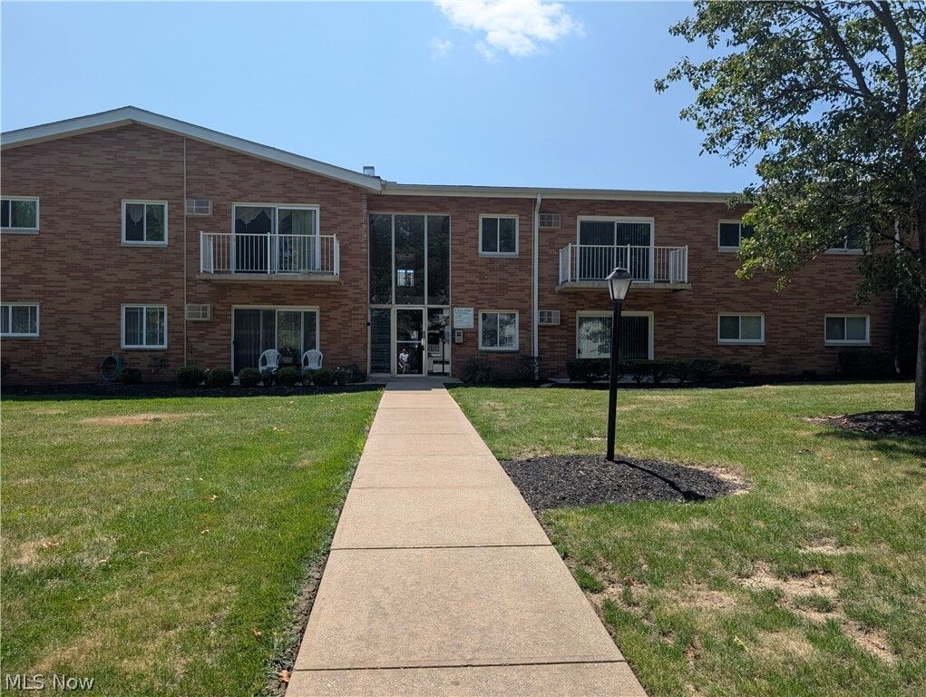 Property Photo:  481 Tollis Parkway 170E  OH 44147 