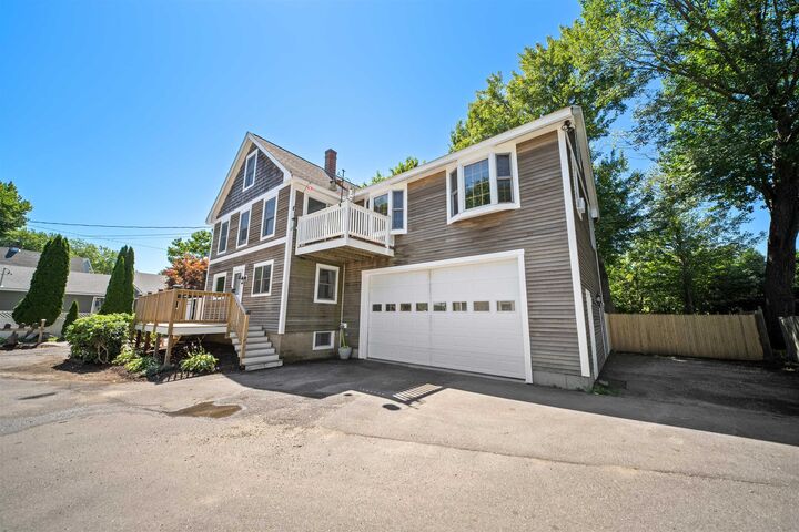 Property Photo:  24 Wentworth Terrace  NH 03820 