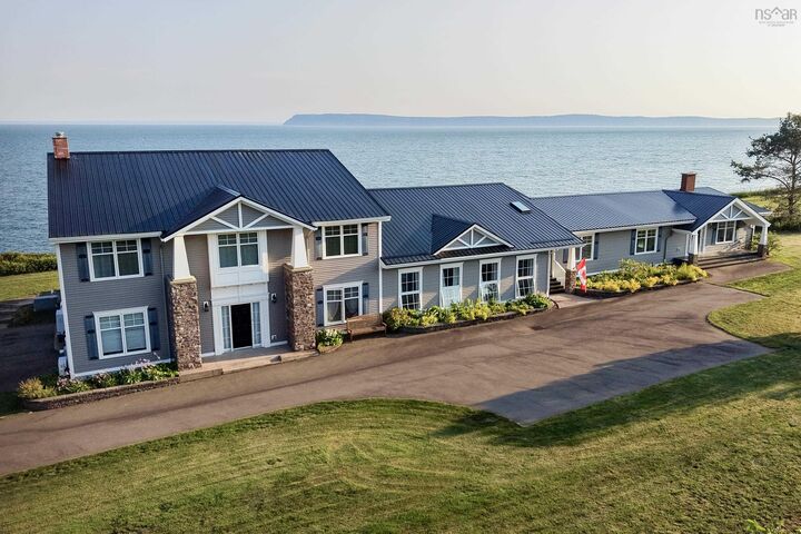 1212 Two Islands Road — photo 1