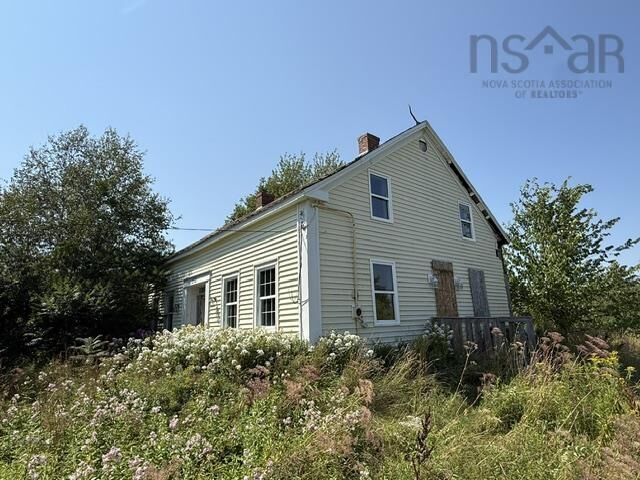 2721 Highway 6 — photo 1