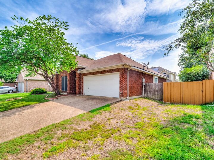 Property Photo:  4618 Devonshire Drive  TX 75052 