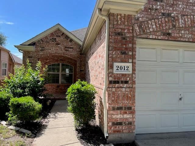Property Photo:  2012 Hopkins Drive  TX 75072 