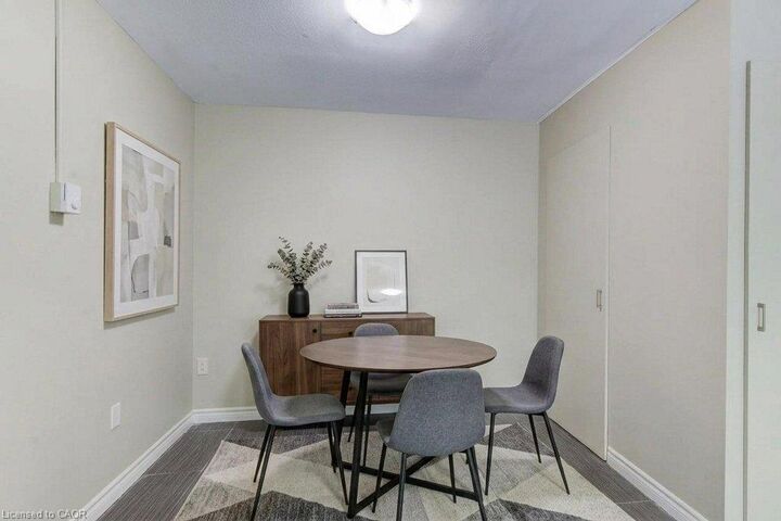 Property Photo:  317 Erb Street W 10  ON N2L 1W4 