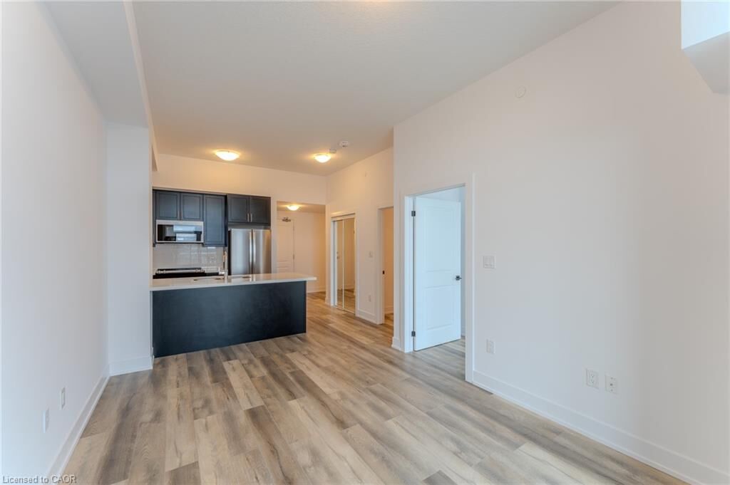 Property Photo:  470 Dundas Street E 1207  ON L8B 2A6 