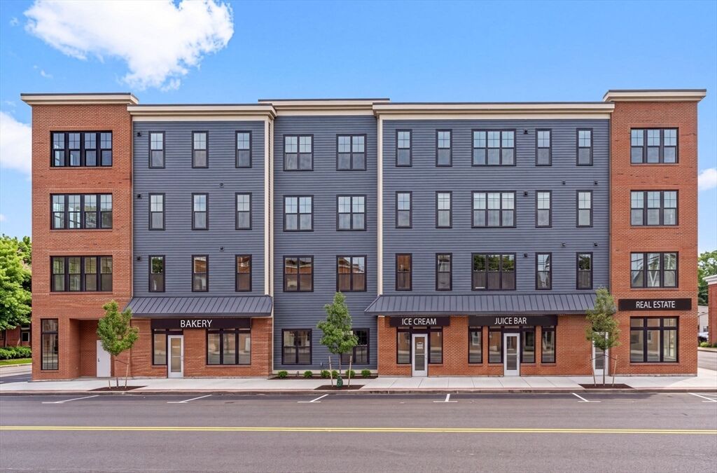 Property Photo: 596 Washington St 302 MA 02382