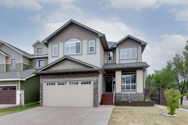 1870 Baywater Street SW — photo 1