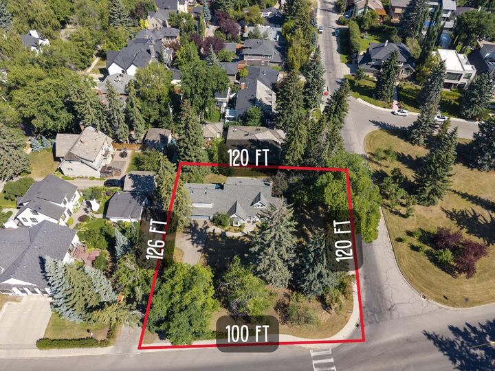 Property Photo: 1302 Council Way SW AB T2T 1X7