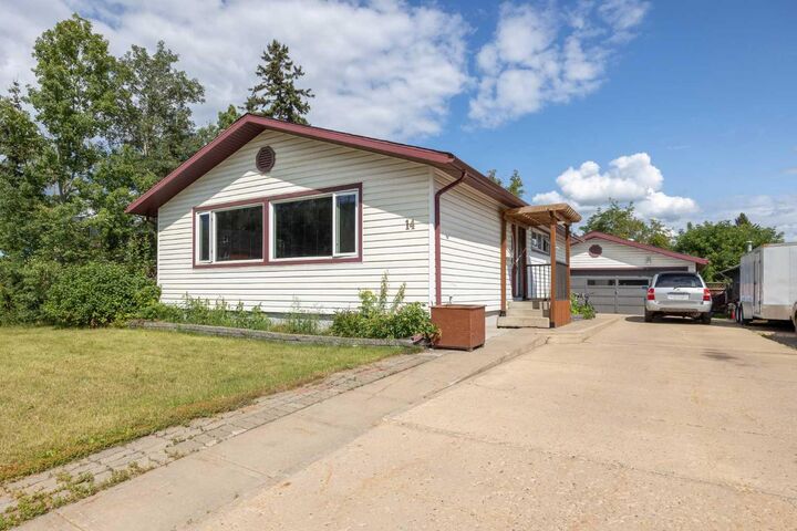 Property Photo:  14 Saunderson Avenue  AB T9H 1N2 